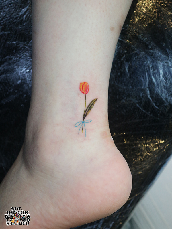 名古屋　タトゥー　女性